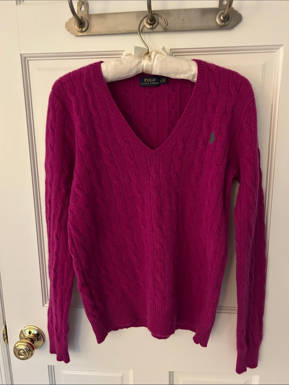 Polo Ralph Lauren Magenta Cashmere Wool v neck cable sweater , sz  L